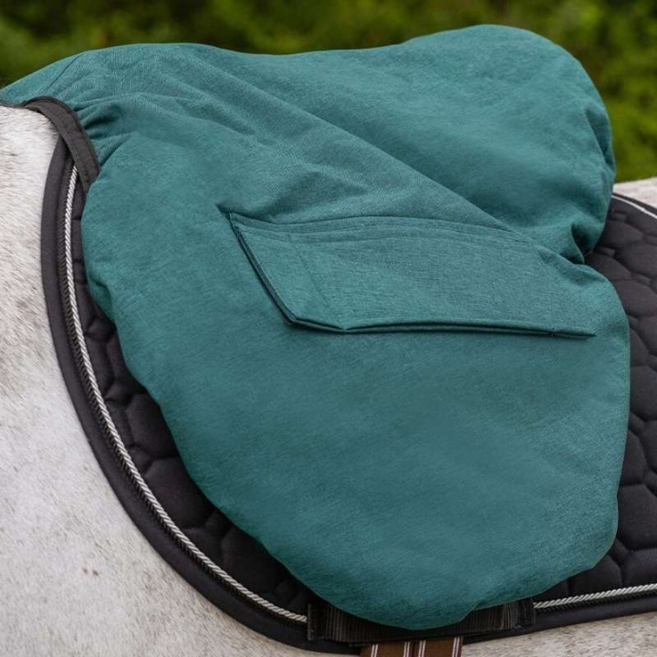 Saltrekk Water Repellent Mørk grønn i gruppen Hesteutstyr / Tilbehør / Saltrekk hos Equinest (3163DGR0DGN)