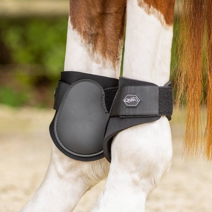 Stryksokker Neopren Svart i gruppen Hesteutstyr / Belegg & Bandasjer / Bakbeinsbelegg hos Equinest (4034BA)