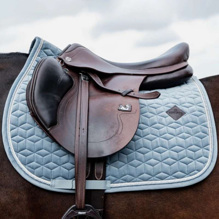 Sjabrak Velvet Lyseblå i gruppen Hesteutstyr / Sjabraker / Allround & Sprangsjabraker hos Equinest (42579LjBl_r)