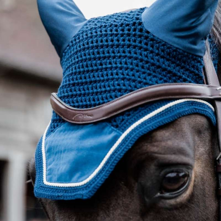 Ørehette Wellington Basic Velvet Marineblå i gruppen Hesteutstyr / Ørehetter hos Equinest (4262808NA)