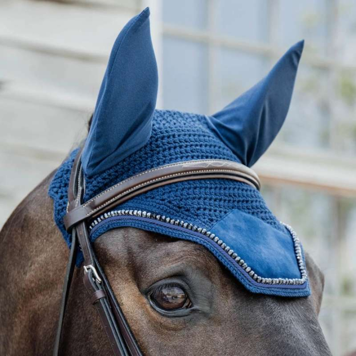 Ørehette Wellington Velvet Pearls Marineblå i gruppen Hesteutstyr / Ørehetter hos Equinest (4262903NA)