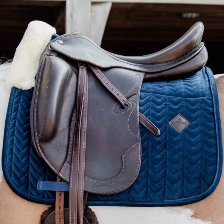 Dressursjabrak Skin Friendly Velvet Marineblå i gruppen Hesteutstyr / Sjabraker / Dressursjabraker hos Equinest (4270603DRNA_r)
