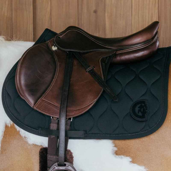 Sjabrak Wave 3D Logo Svart i gruppen Hesteutstyr / Sjabraker / Allround & Sprangsjabraker hos Equinest (4271801SJBA_r)