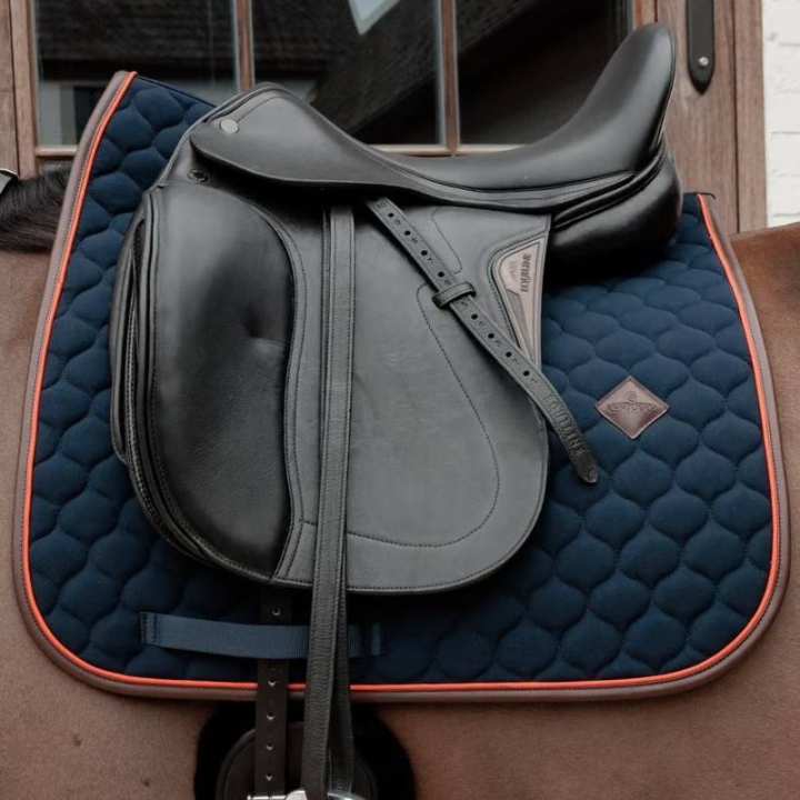 Dressursjabrak Onion Quilt Leather Marineblå i gruppen Hesteutstyr / Sjabraker / Dressursjabraker hos Equinest (4274303DRNA_r)