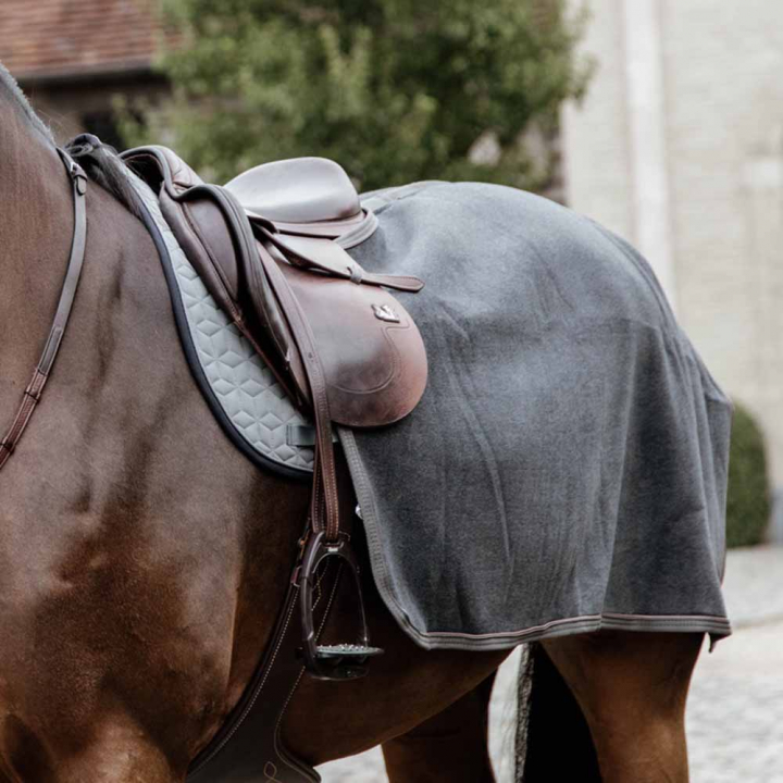 Lendedekken Heavy Fleece Grå i gruppen Hestedekken / Lendedekken hos Equinest (52208GR_r)