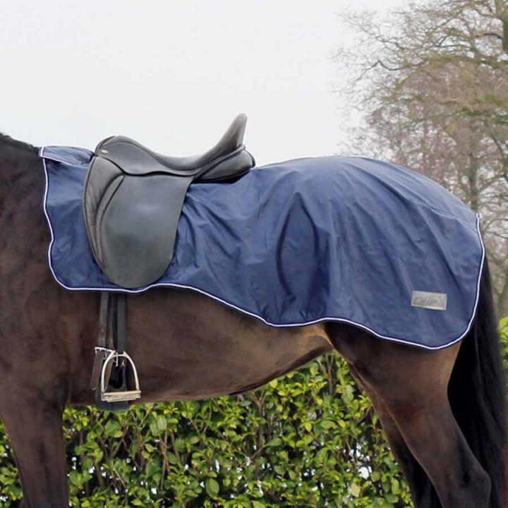 Skrittedekken Exercise 420D Fleece Marineblå i gruppen Hestedekken / Lendedekken hos Equinest (6205NA)