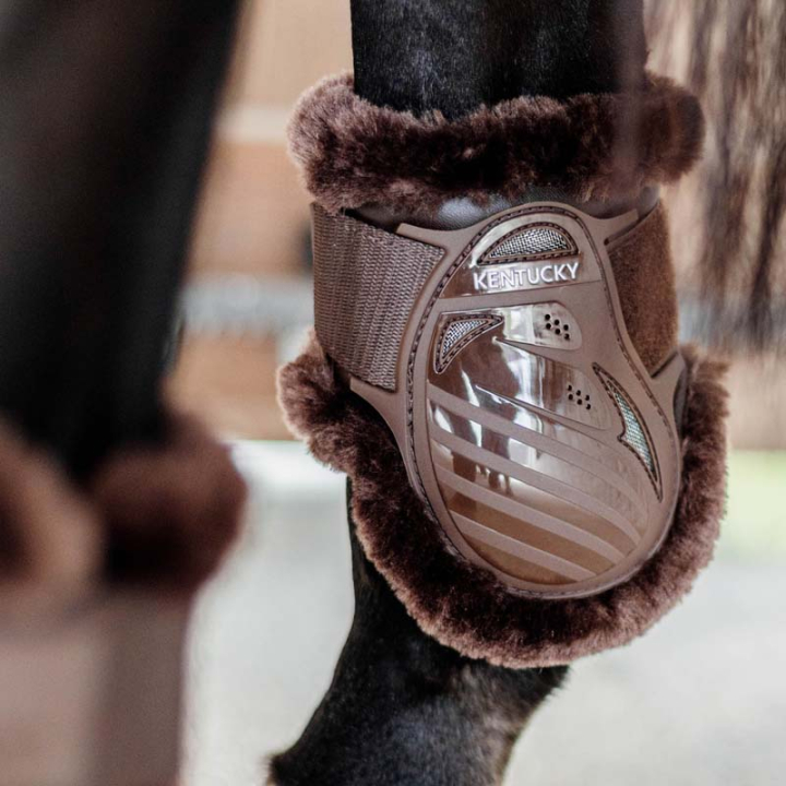 Stryksokker Young Vegan Sheepskin Brun/Brun i gruppen Hesteutstyr / Belegg & Bandasjer / Bakbeinsbelegg hos Equinest (88205BRBR_r)
