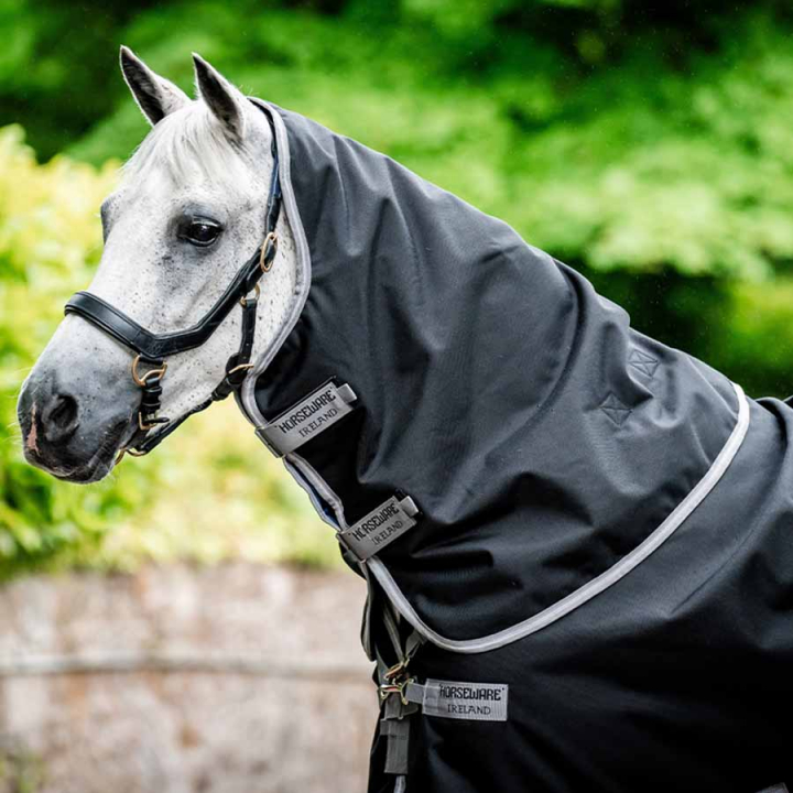 Hals Amigo Bravo 12 150g Svart/Grå i gruppen Hestedekken / Halser hos Equinest (AARN42BA)