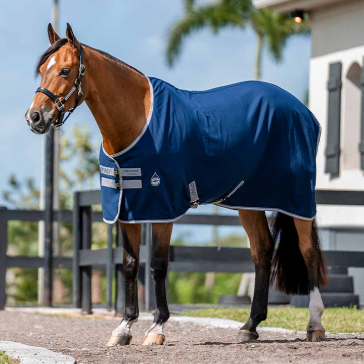 Stalldekken Amigo 0g Marine/Grå/Sølv i gruppen Hestedekken / Konkurranse- & Transportdekken hos Equinest (ADRF22BJI_r)