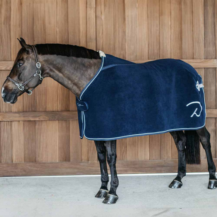 Fleecedekken Heavy Marineblå i gruppen Hestedekken / Fleecedekken hos Equinest (HO21JNA1NA_r)