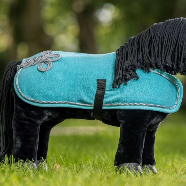 Fleecedekken Toy Pony Turkis i gruppen Kjepphester & Lekehester / Utstyr til Lekehest hos Equinest (IT020910TU)