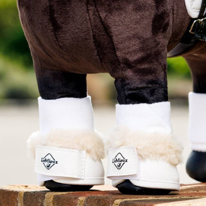 Kopper Toy Pony Dressage Hvit i gruppen Kjepphester & Lekehester / Utstyr til Lekehest hos Equinest (IT046320WH)
