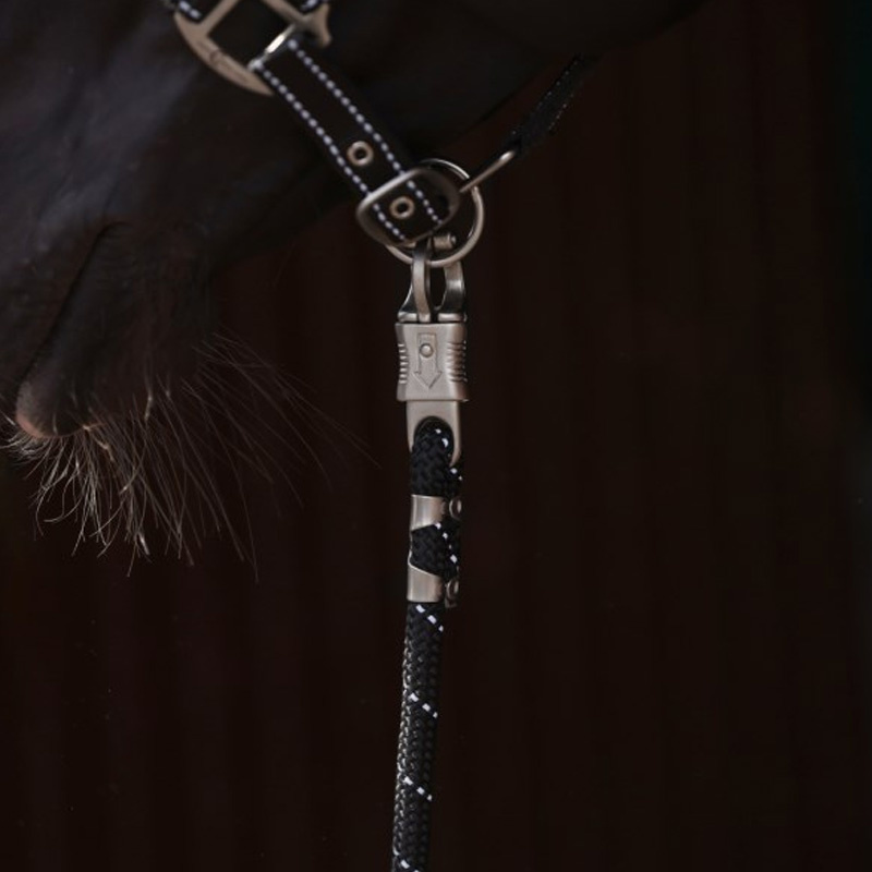 Leietau Reflective Panic Snap Svart