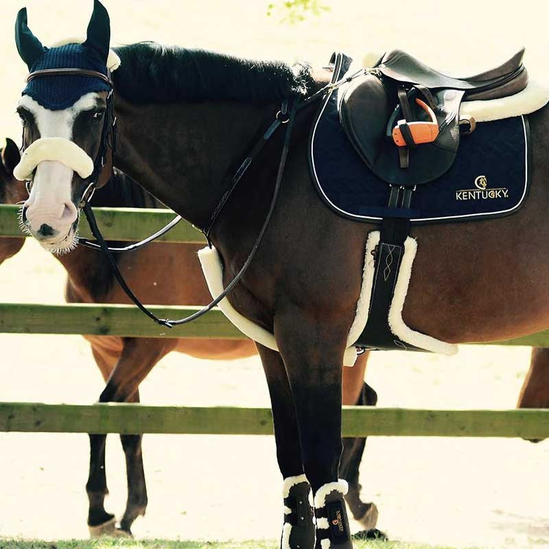 Plategjord Sheepskin Svart