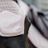 Ørehette Wellington Velvet Pearls Rosa Ørehette Wellington Velvet Pearls Rosa