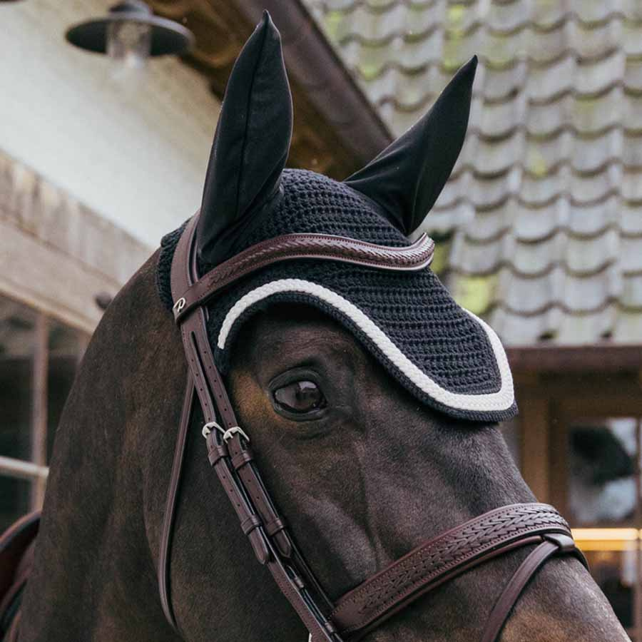 Ørehette Wellington Plaited Cord Svart