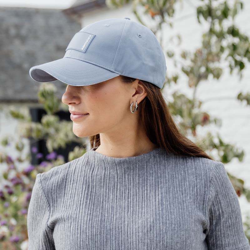 Caps Rubber Logo Lyseblå