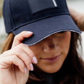 Caps Rubber Logo Marineblå Caps Rubber Logo Marineblå