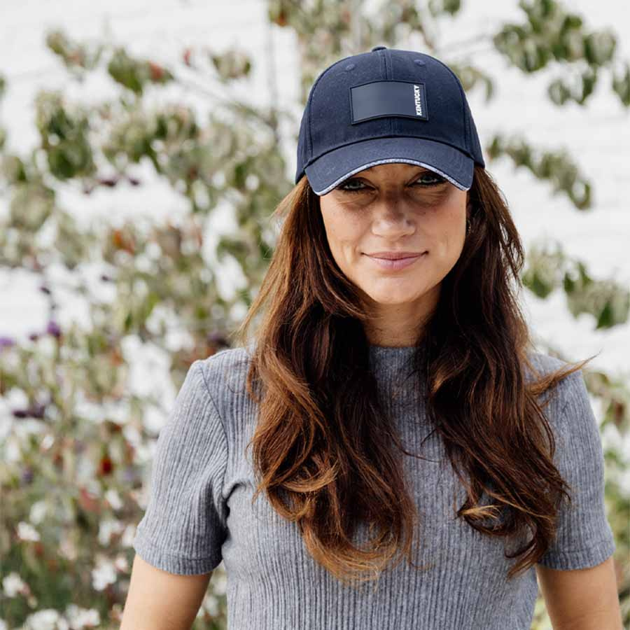 Caps Rubber Logo Marineblå