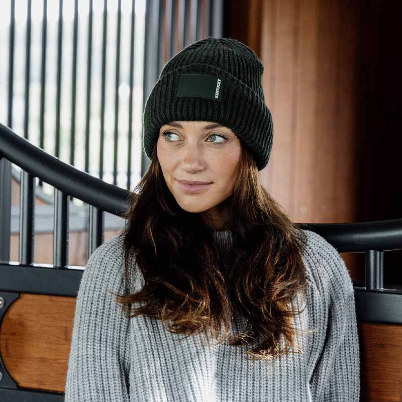 Lue Beanie Rubber Logo Mørkegrønn