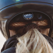 EQ3 Lynx Smooth Top Ridehjelm Svart EQ3 Lynx Smooth Top Ridehjelm Svart