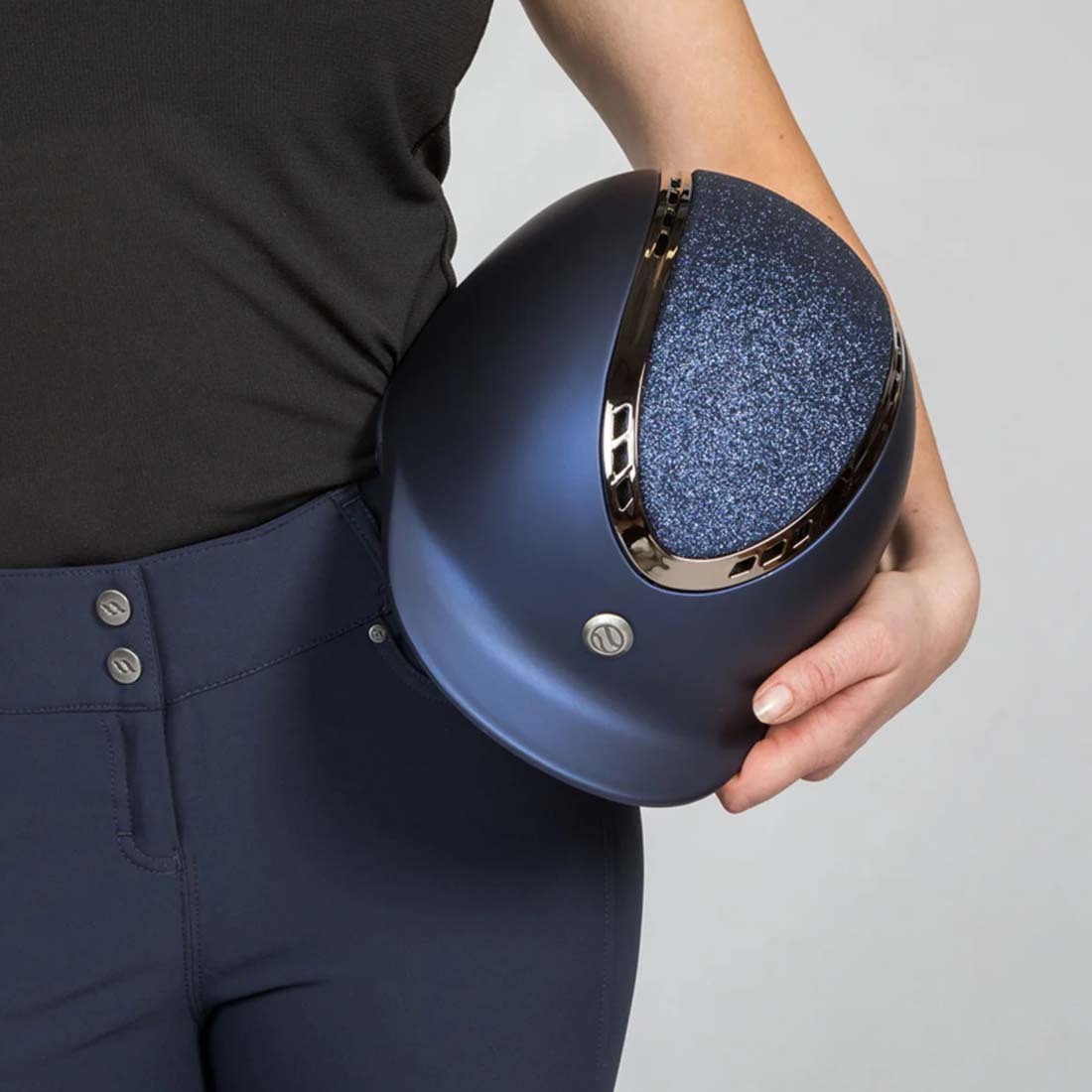 Ridehjelm EQ3 Pardus m. justeringshjul Smooth Top Glitter Marineblå Sand