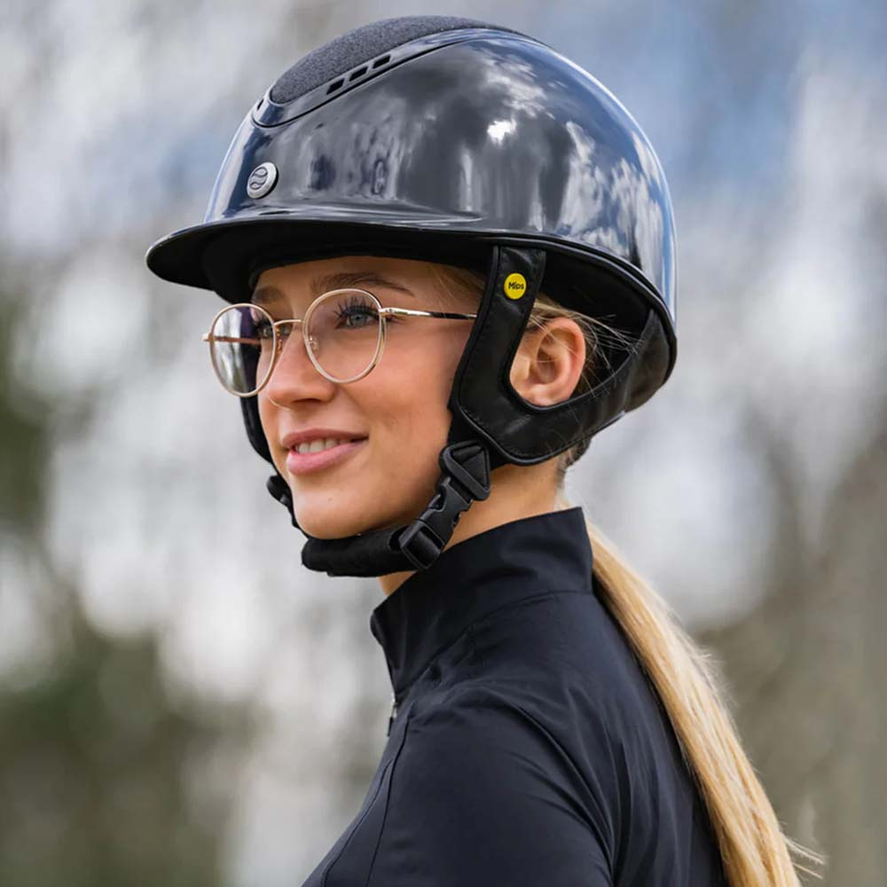 Ridehjelm EQ3 Pardus m. justeringshjul Glossy Glitter Svart Sand