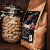 Hestegodis HS Treat Me Good Bringebær 1kg Hestegodis HS Treat Me Good Bringebær 1kg