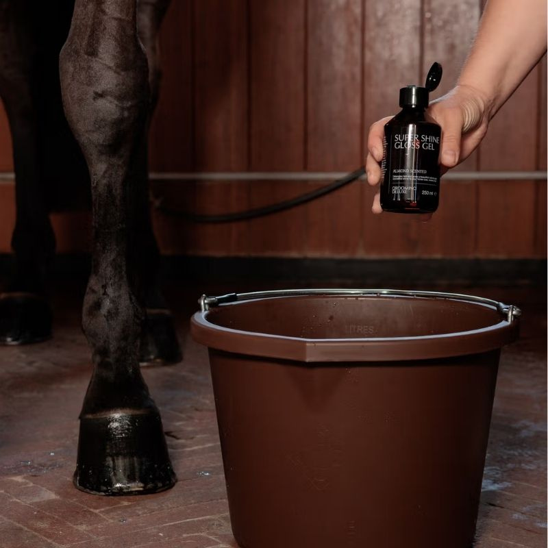 Pelsglans Super Shine Gloss Gel Almond 250ml