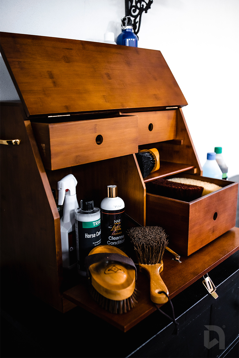 Striglekasse Show Grooming