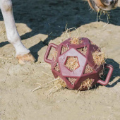 Høyball Relax Play & Hay Vinrød Høyball Relax Play & Hay Vinrød