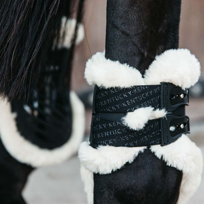 Stryksokker Elastic Vegan Sheepskin Svart