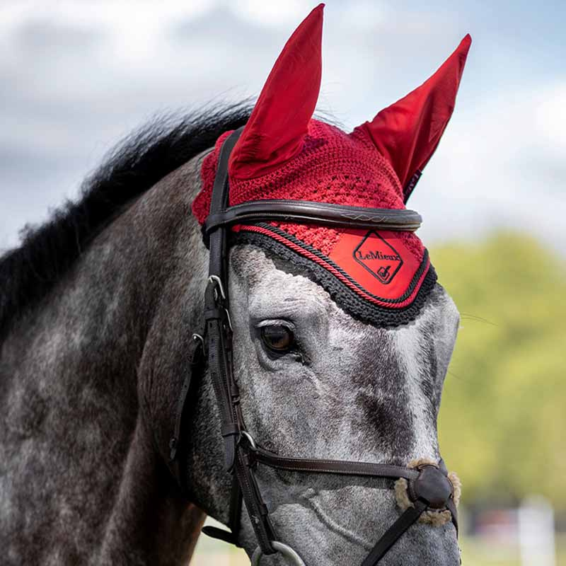 Ørehette Classic Rød/Svart