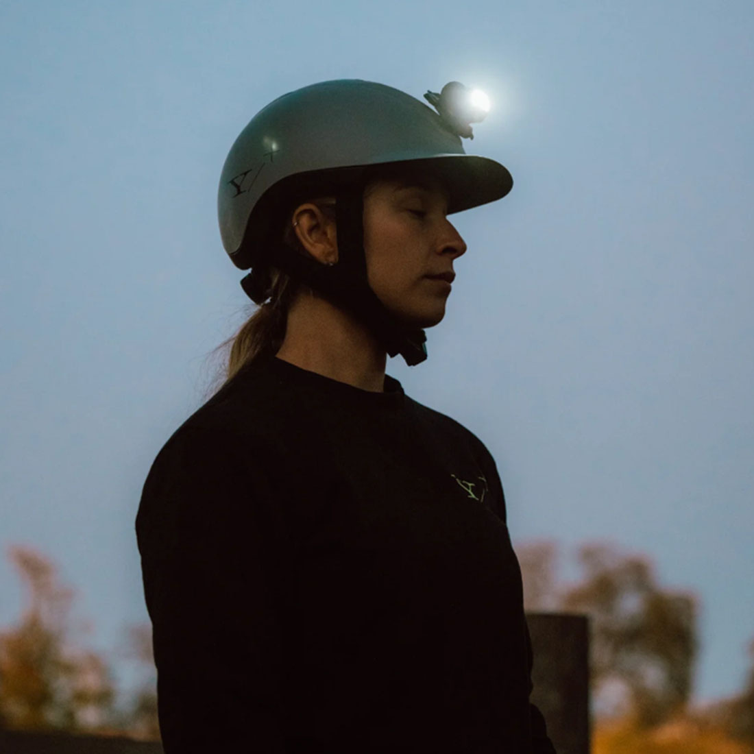 Hodelykt Light Head Torch Explore Svart